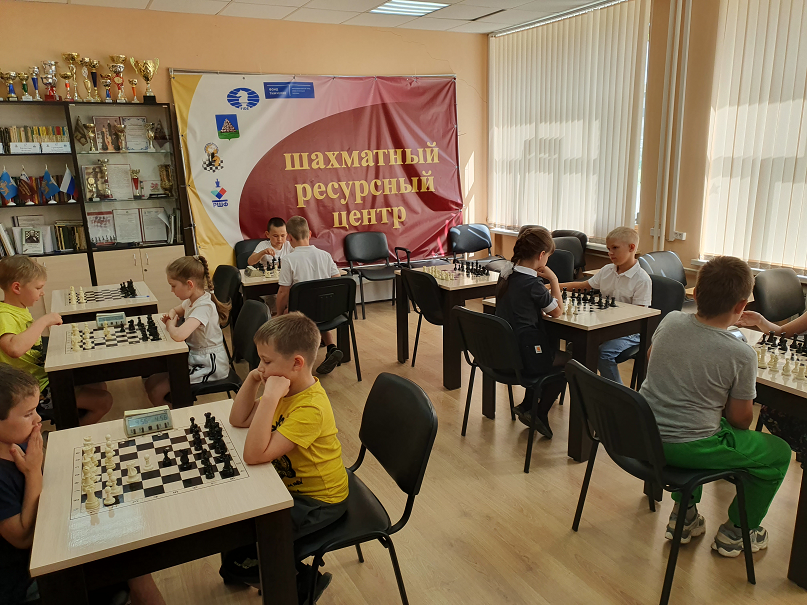 В Опочке состоялся финал областной школьной Олимпиады по шахматам